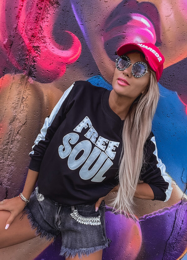 BLUZA Z NADRUKIEM FREE SOUL BLACK-611571